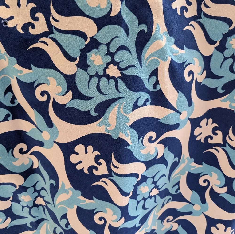 Vintage Tablecloth Mid-Century Modern Blue White fringe bottom 70 inches round